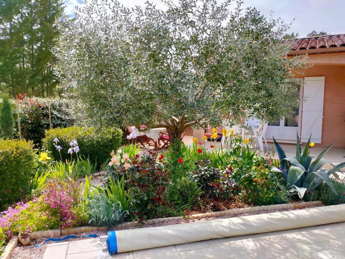 B&B Villa Les Tamaris Régusse Exteriör bild