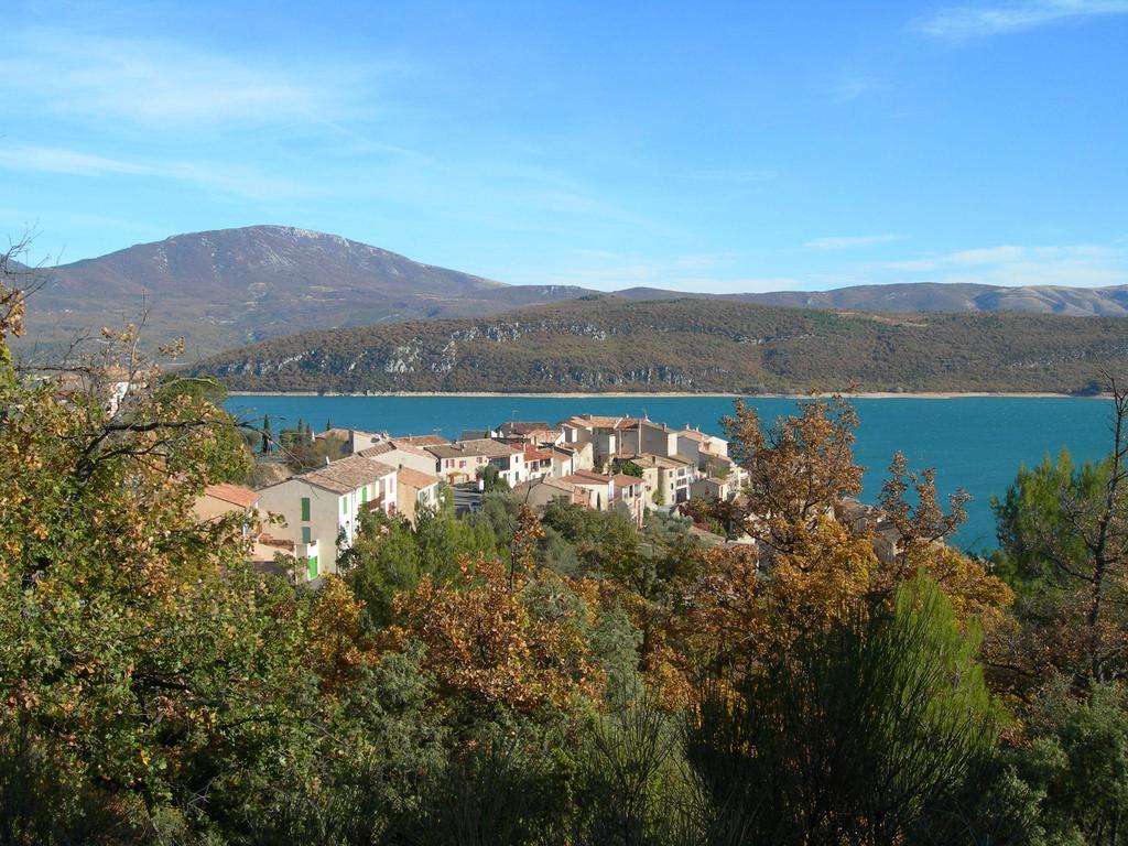 B&B Villa Les Tamaris Régusse Exteriör bild