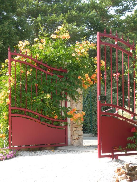 B&B Villa Les Tamaris Régusse Exteriör bild