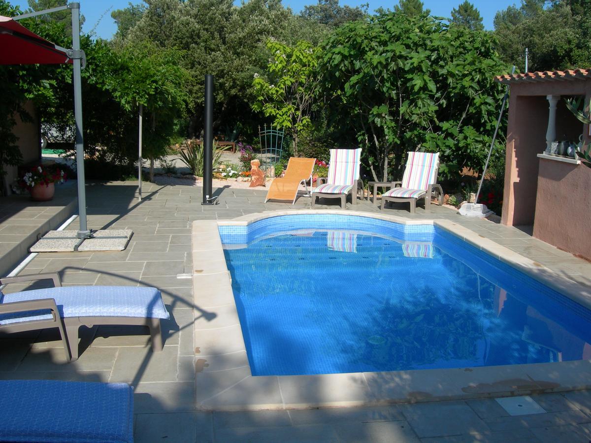 B&B Villa Les Tamaris Régusse Exteriör bild