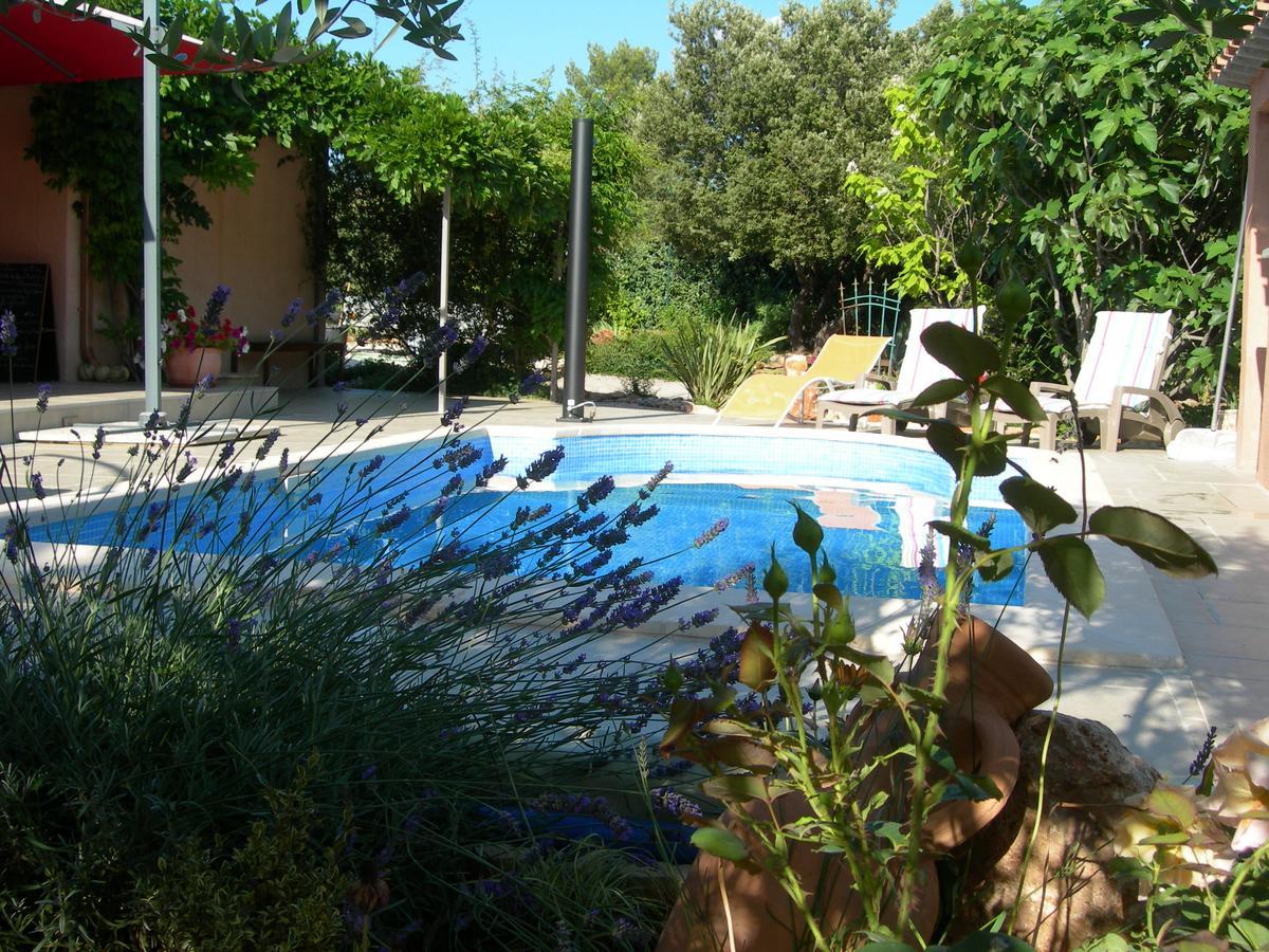 B&B Villa Les Tamaris Régusse Exteriör bild